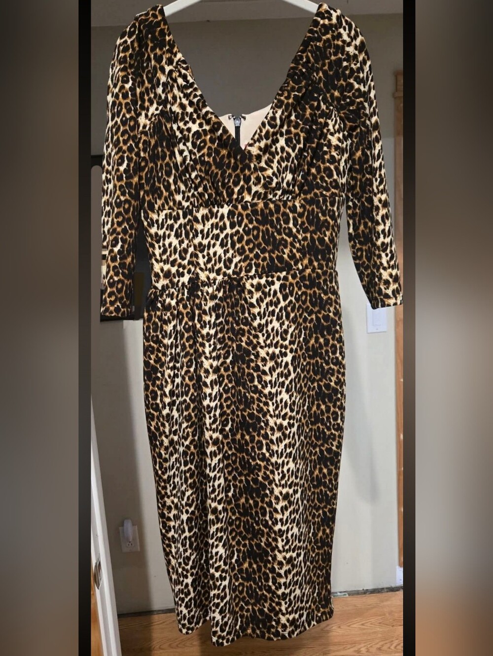 Vixen by Micheline Pitt NWT Large Lepoard Starlet Wiggle Dress